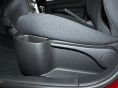 2010款 三厢 1.6L 自动 舒适版
