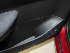 2010款 三厢 1.6L 自动 舒适版