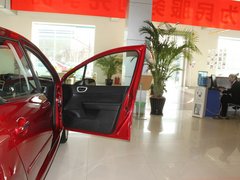 2010款 三厢 1.6L 自动 舒适版