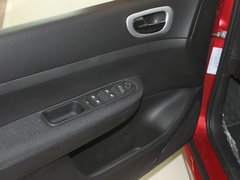 2010款 三厢 1.6L 自动 舒适版