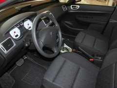 2010款 三厢 1.6L 自动 舒适版