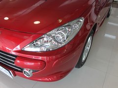 2010款 三厢 1.6L 自动 舒适版