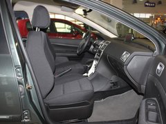 2010款 三厢 1.6L 自动 舒适版