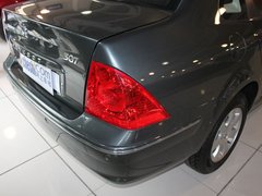 2010款 三厢 1.6L 自动 舒适版