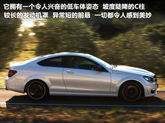 2009款 C63 6.2L AMG 动感型