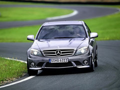 2009款 C63 6.2L AMG 动感型