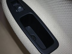 2009款 1.6 自动 两厢 时尚型