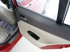 2009款 1.6 自动 两厢 时尚型