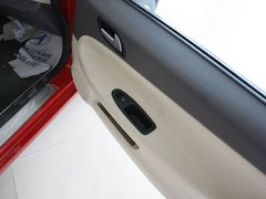 2009款 1.6 自动 两厢 时尚型