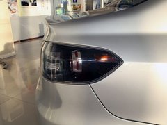 2009款 1.5L 自动 豪华型