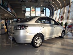 2009款 1.5L 自动 豪华型