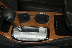 2010款 3.6L 自动 旗舰版 7座