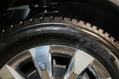 2010款 3.6L 自动 旗舰版 7座