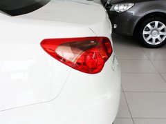 2010款 550S 1.8L 自動(dòng) 啟智版