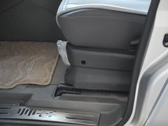 2010款 1.6L 手动 豪华型7座