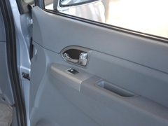 2010款 1.6L 手动 豪华型7座