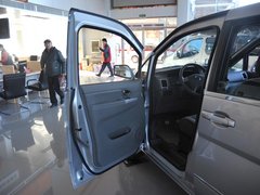 2010款 1.6L 手动 豪华型7座