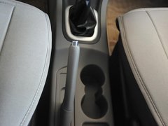 2010款 1.6L 手动 豪华型7座