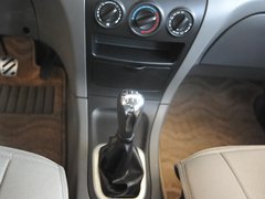 2010款 1.6L 手动 豪华型7座