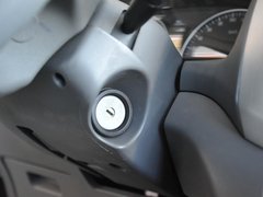 2010款 1.6L 手动 豪华型7座