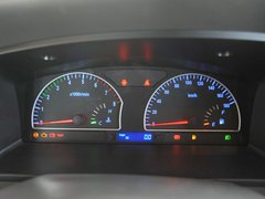 2010款 1.6L 手动 豪华型7座