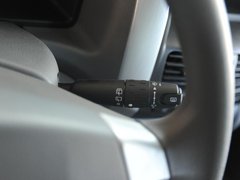 2010款 1.6L 手动 豪华型7座
