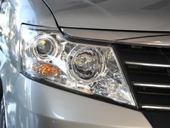 2010款 1.6L 手动 豪华型7座