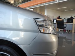 2010款 1.6L 手动 豪华型7座