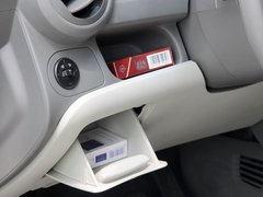 2010款 三厢 1.2SL 手动 温馨版