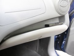 2010款 三厢 1.2SL 手动 温馨版