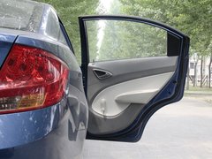 2010款 三厢 1.2SL 手动 温馨版