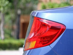 2010款 三厢 1.2SL 手动 温馨版