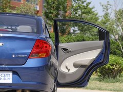 2010款 三厢 1.2SL 手动 温馨版