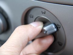 2010款 三厢 1.2SL 手动 温馨版
