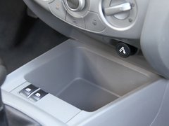 2010款 三厢 1.2SL 手动 温馨版