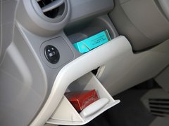 2010款 三厢 1.2SL 手动 温馨版