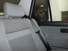 2010款 1.6L 手动 伙伴型