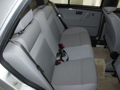 2010款 1.6L 手动 伙伴型