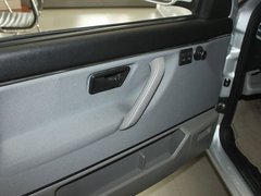 2010款 1.6L 手动 伙伴型