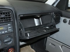 2010款 1.6L 手动 伙伴型