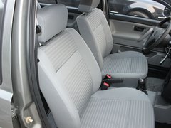 2010款 1.6L 手动 伙伴型