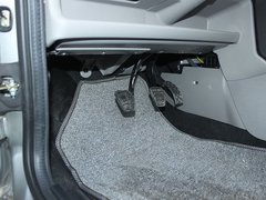 2010款 1.6L 手动 伙伴型