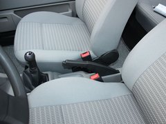 2010款 1.6L 手动 伙伴型