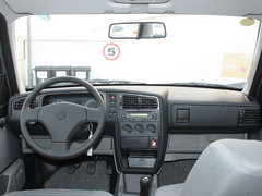 2010款 1.6L 手动 伙伴型