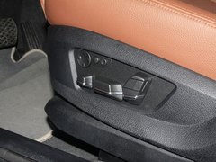 2010款 535i 3.0T 豪华型