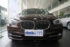 2010款 535i 3.0T 豪华型