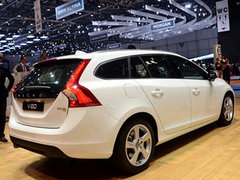 2010款 3.2L 運(yùn)動版 5座