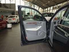 2010款 3.2L 运动版 5座