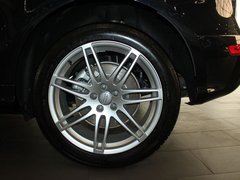 2010款 3.2L 运动版 5座