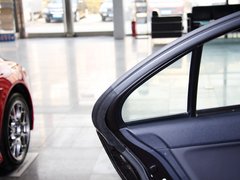 2010款 2.0L 自动 BBS轮毂版5座